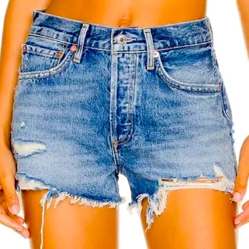 NEW AGOLDE PARKER JEAN SHORTS! DISTRESSED WORN LOOK! AN INDIGO BLUE BY REVOLVE👖